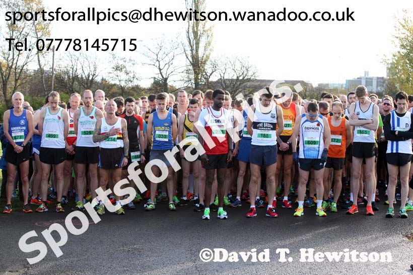 Senior men and women, 2016 Heaton Memerial 10k Road Race. Photo: David T. Hewitson/Sports for All Pics